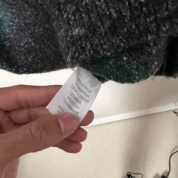 2/$30 Tularosa Striped Pink Gray Sweater Small - Picture 4 of 4